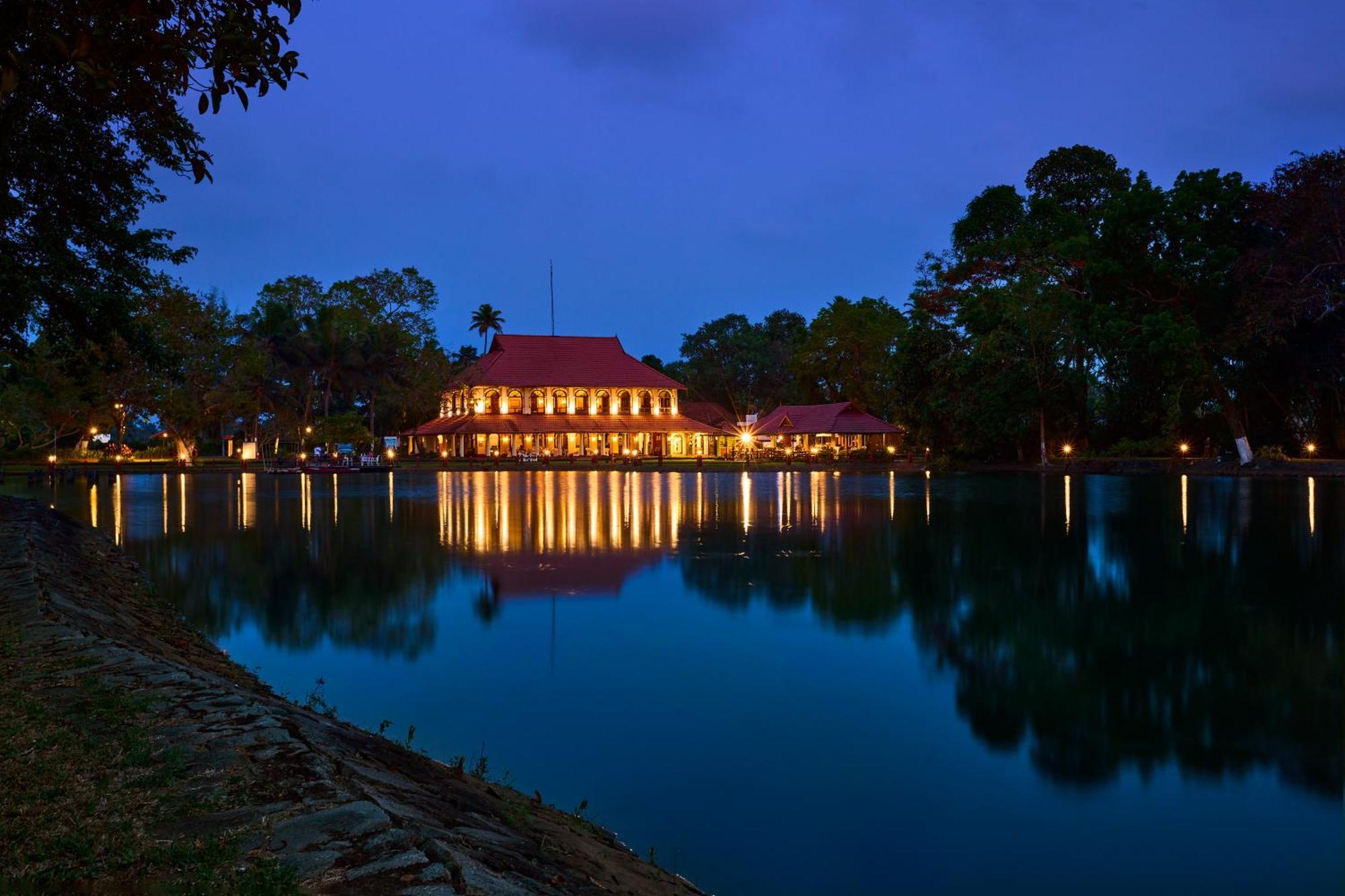Taj Kumarakom Resort And Spa Kerala Экстерьер фото