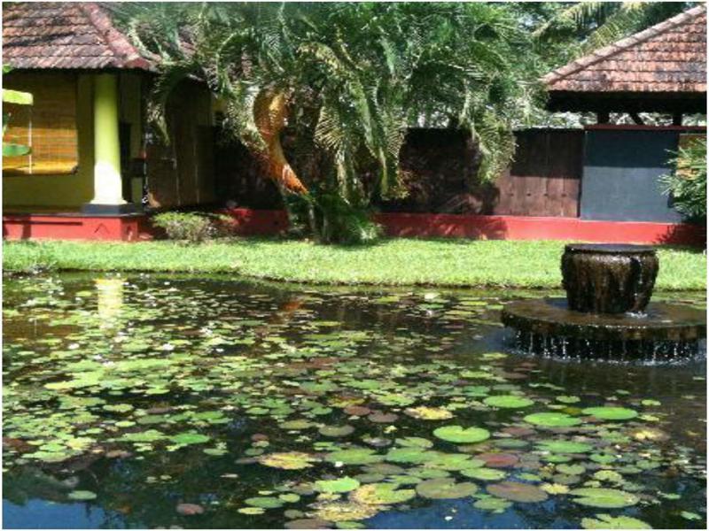 Taj Kumarakom Resort And Spa Kerala Экстерьер фото